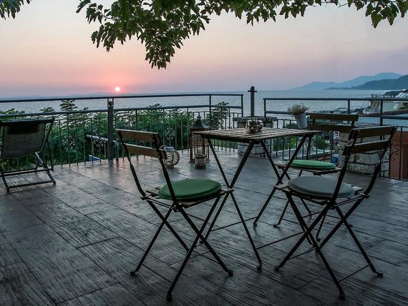 225835571FF905DC47685927BF1B2985