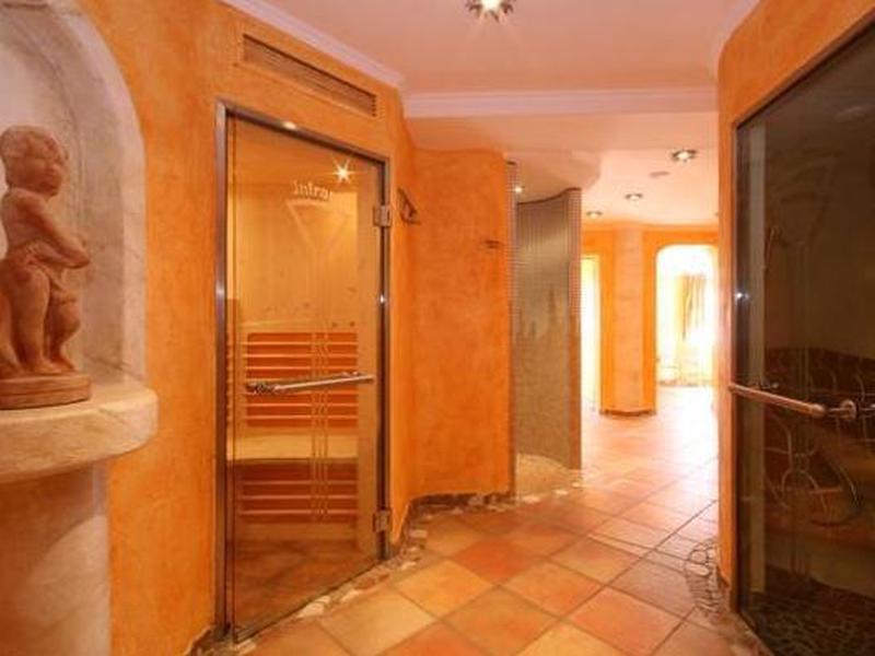 4D05D63A9C9E286A7035C806BF25570C