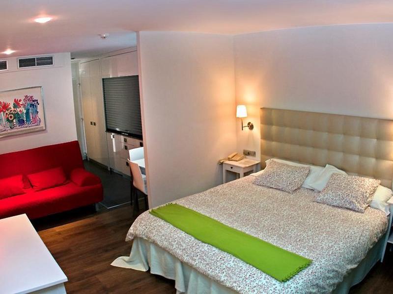 63B20C9F491FF4EB8083D2CAA3E0B5AF