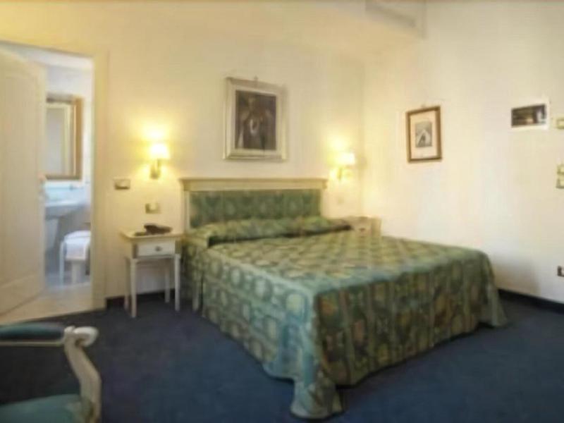 453DC95FB1B438D578AEFB5DCCAA07E2