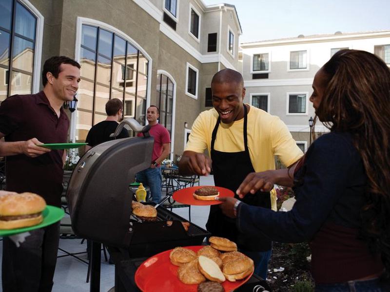 429872046F777FFDC4CB447AF7EB0325