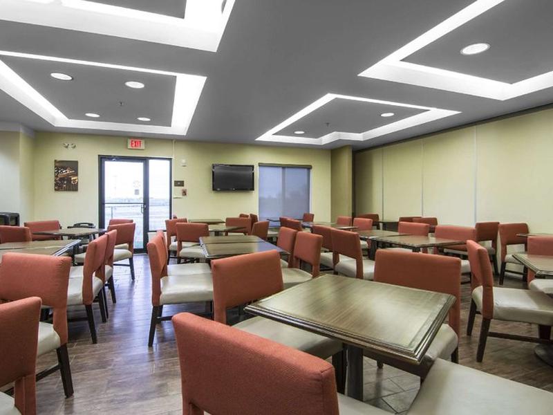 F0E9DB7BB8AA17B4D38A8251C58A12FF