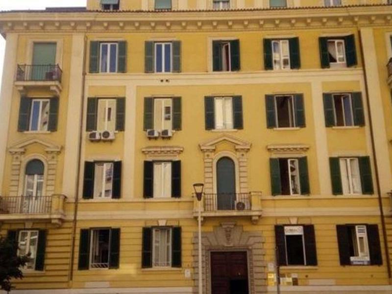 0130A967D564F305CA8ECDE2C85326CB