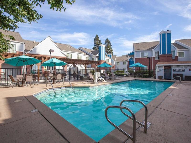 8403A71757710A8AAEAEF38BEBDDCE27