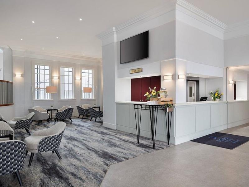 0AEB09B105963FA62DE69B99FA3FB241