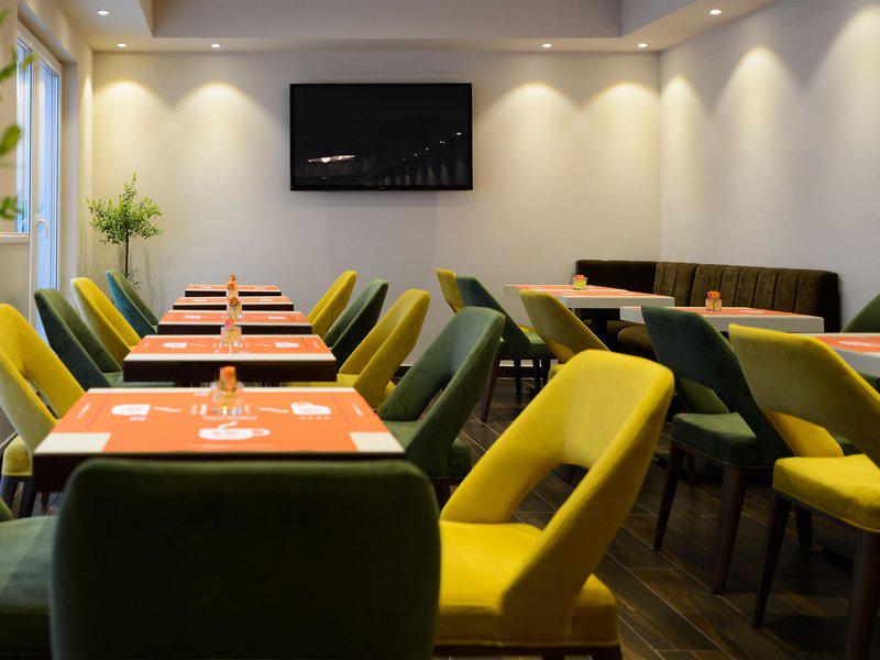 24FBDC71DCF4BA82C6CB93C16CA9D820