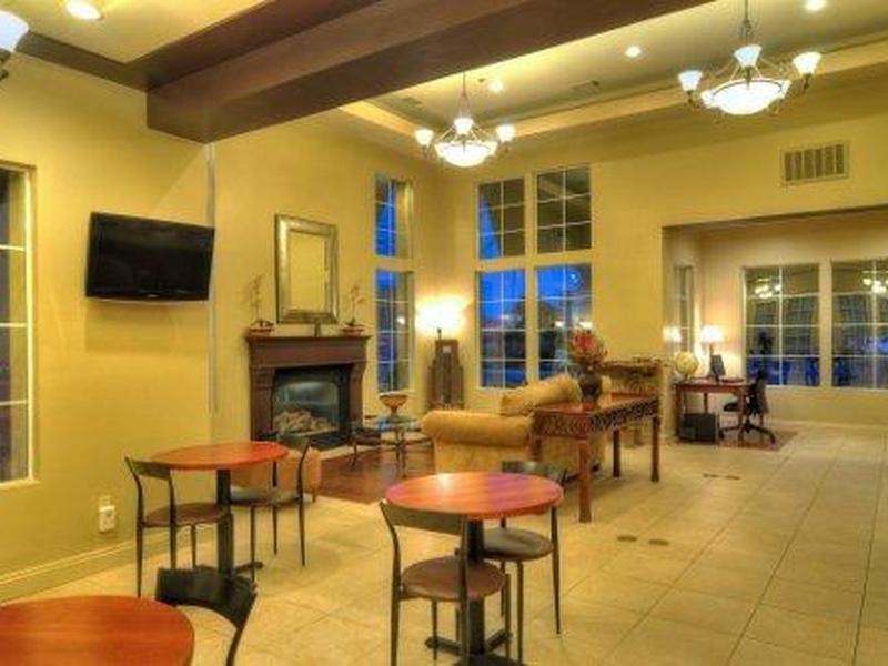 E6F94AA020C17BD7519080D495A79282