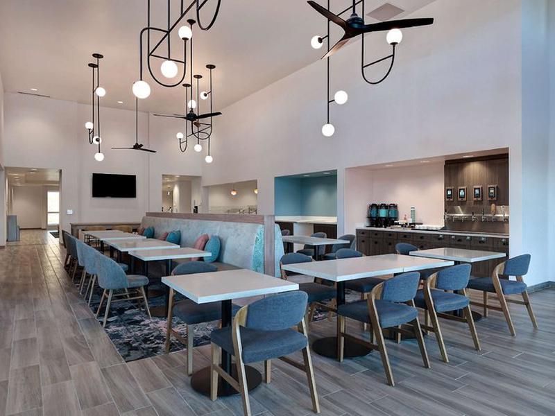 798C3039D42B6F8EAF4A083433C8749B