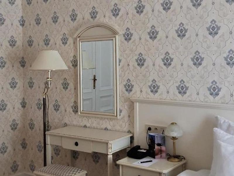 A408D8093CC1464481089DEDE4BB33B0