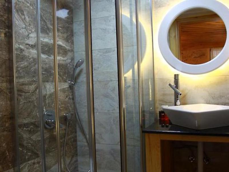 4A8976FFDCA7781BA710495B1A8F166C