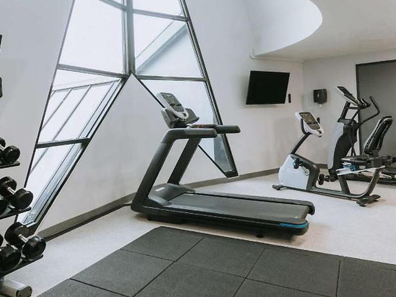 72B8333DC47AC0F433A436EDEB8EBD10