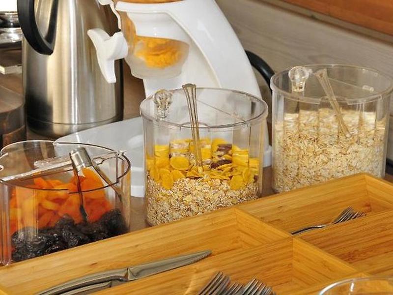 24AA8A5FB7FC6117C5822F9850441750