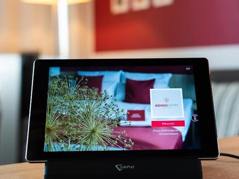 9ED5E41133C435712948B0D4F33E13A7