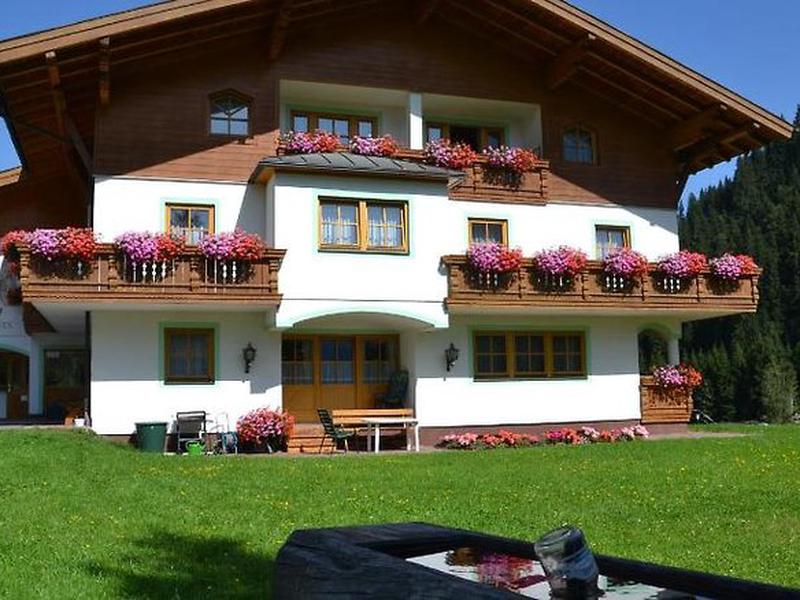 95E4B5C104AEF35D6AB99D63FC3D860E