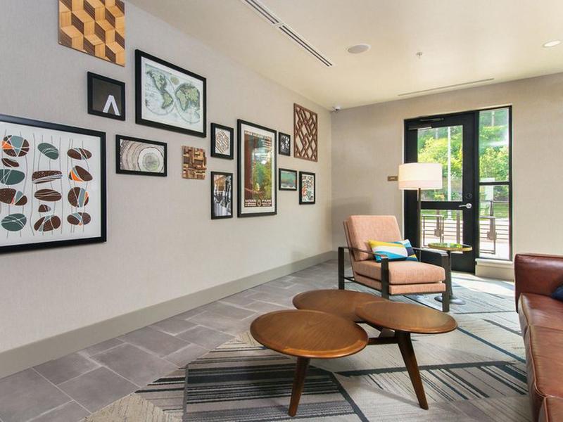 2F0533106CC0C38D313C2B5D9FF0AFE1