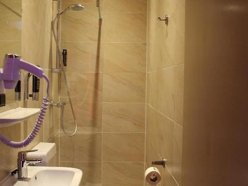 25995ADE1F7D81D7825B5B3F20D6E020