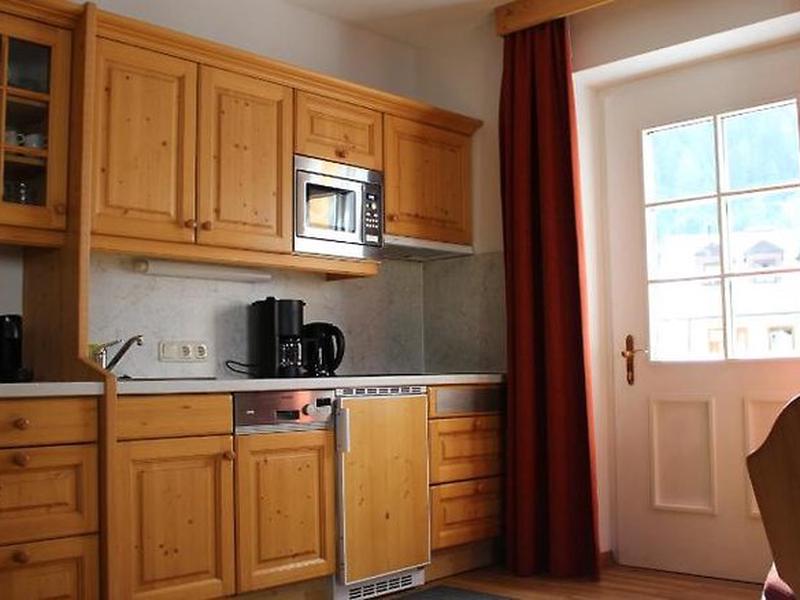 A9BE356DA425433935CC1AE7670ABFDE