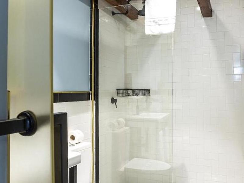 EC137415ED5FDE3286E3B36EC21D72E4