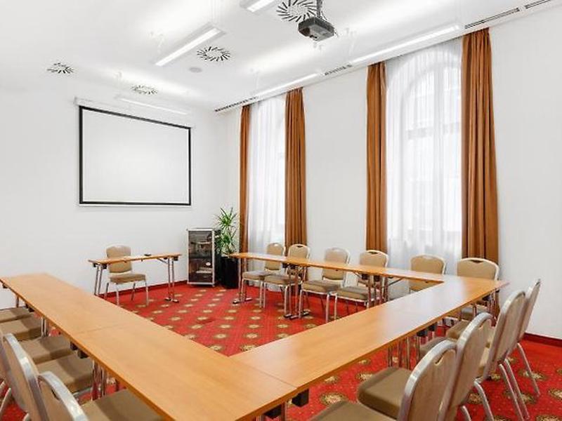 C038B66A08FD09271E4B613275EEF9AE