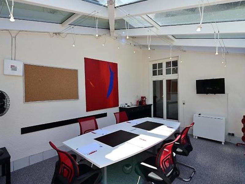 20765B8D03EBF68F6C647BC28B97A7A4