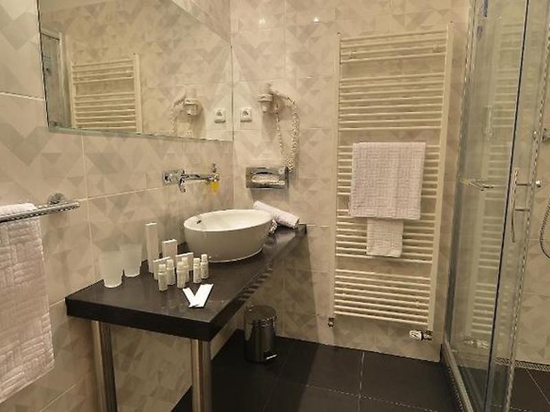 28031BF14FFF650767CAFFB10D742B8D