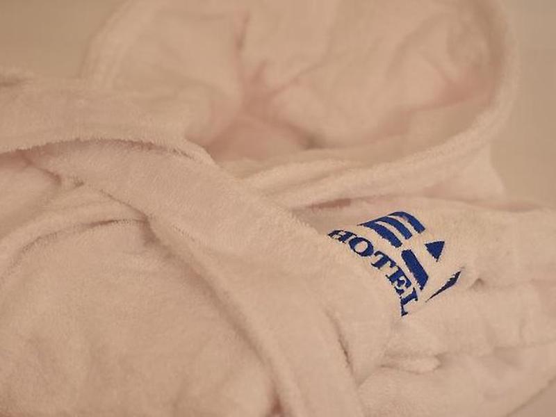 1CFD3EE638C2E5080E7B1E2BA4B3EA34