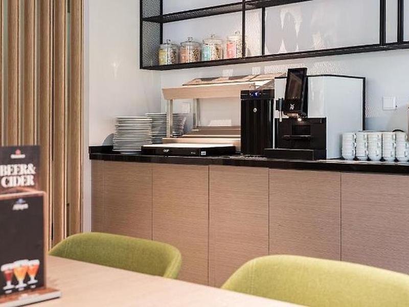 4A5A6EDE810BF1591F69113BE3A1E9D0