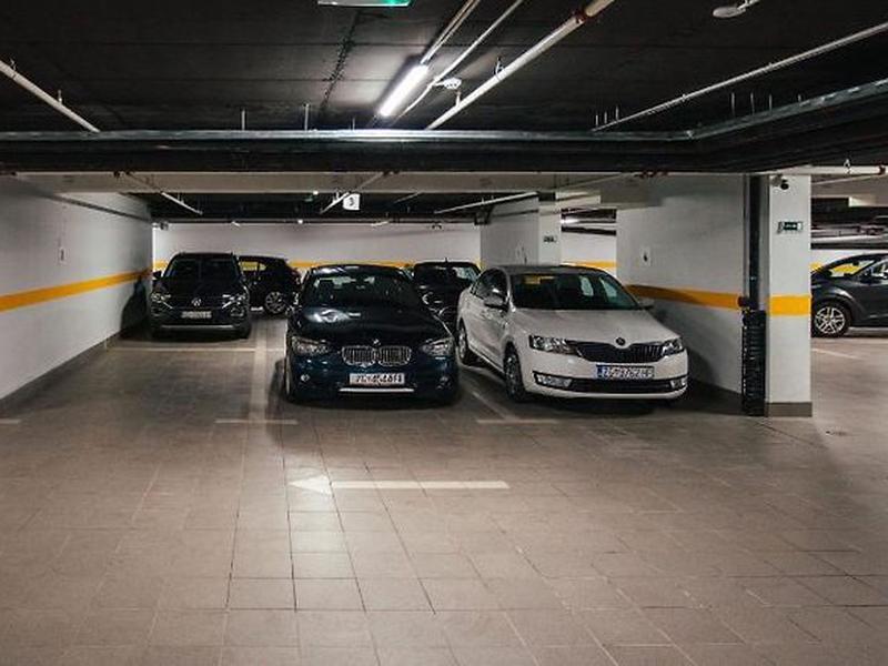 E93CCCFCE0FF614B0787CB0E9E41497C