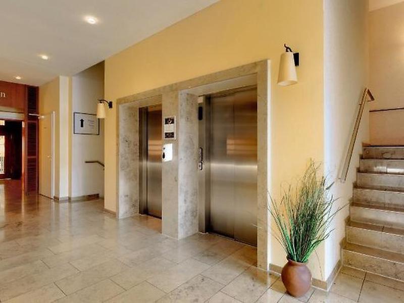 426E39CB148A6AFC98942D71BA0D145A