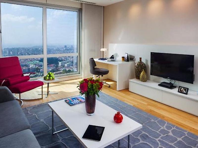 28718A21CFC96C8BA3ECAFF5686C6D1C