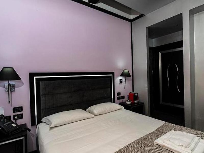 12F5099BFEF35F9682C776241ED59247