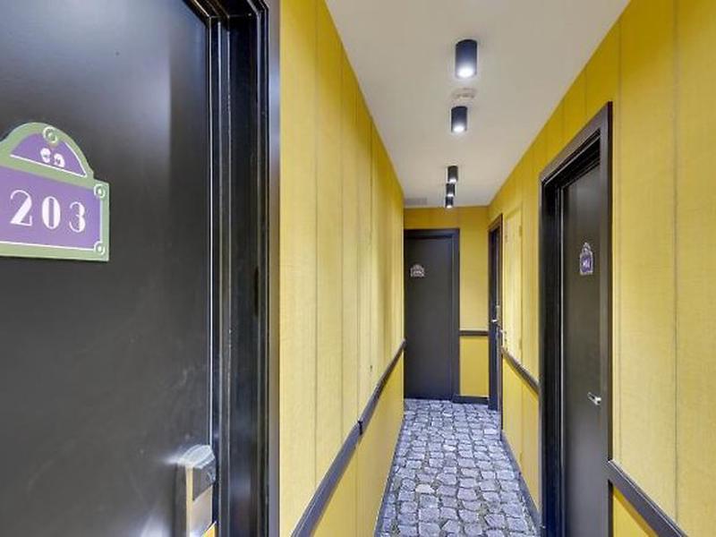 70B4378536578D3EB0AFDD36E6466733