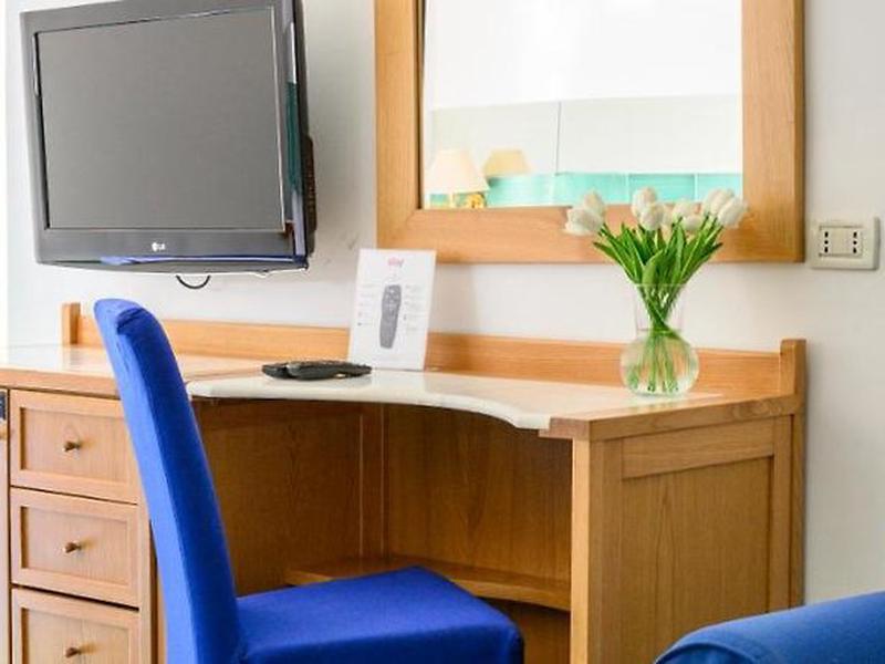 51FED1551B7C9E32E6086FE81C9F34CD