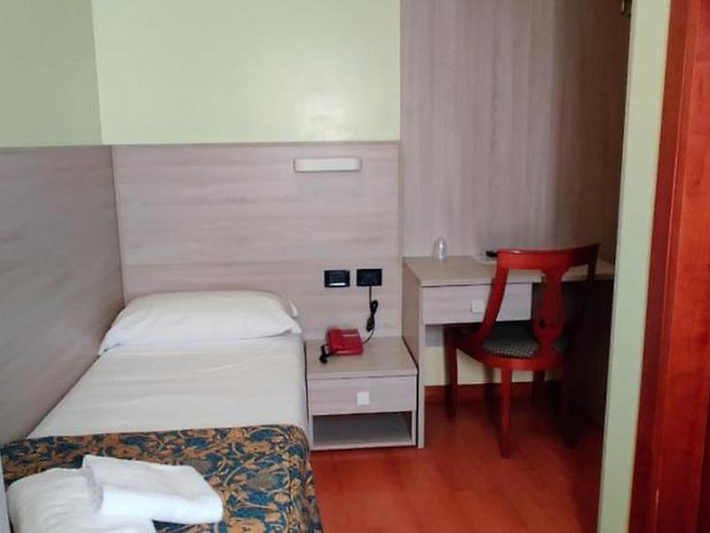 8525542515B68E10E4DAA3DFD1D5D14D