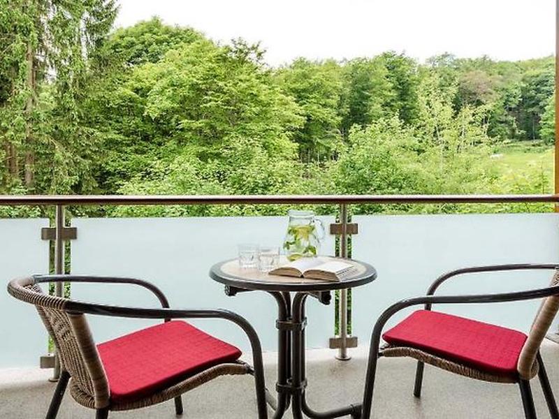 003AD5B6CEDCBD001FBA6103712E180C