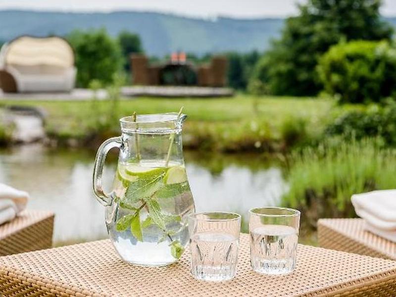 DEA7DC19D09AEA1457319AB95EAD44F6