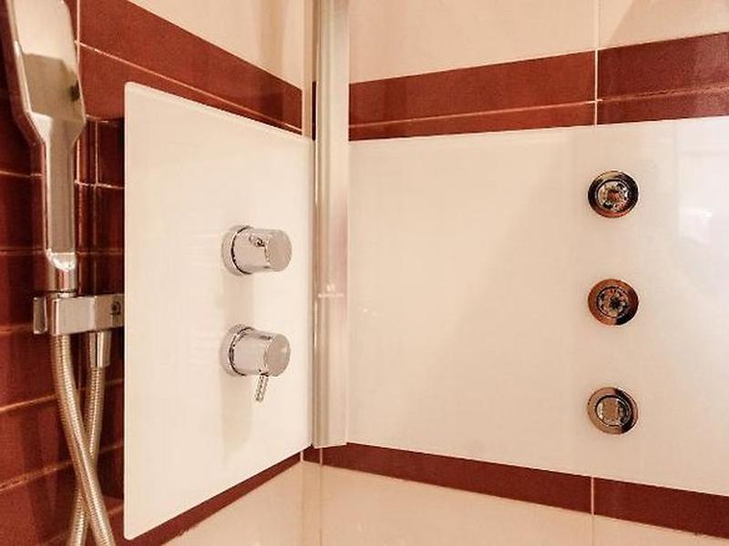 DFF3D64CF90AB11B5CEE5F6DC6C2D09A