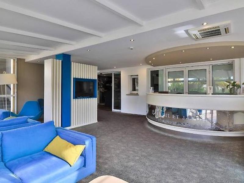 94B9C4834841E024D59A15A4E7740213