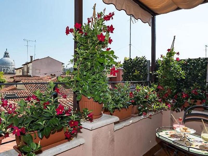 E98F6EDADE4BD493C4FF4B374924F763