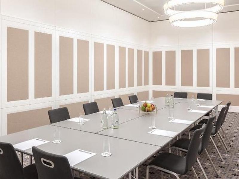 F5B4156ACE444F645E1E1213F039BAD0