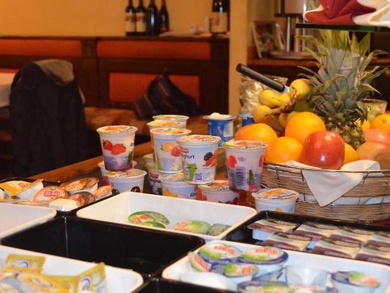 294E9563A4BB7BE1DDB9C09482640806