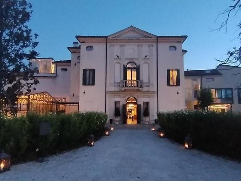 30074D5D89B51967C7C1E988BAD4855F