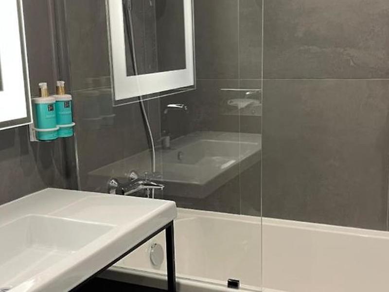 659D5C7E3883629EBFD030BF5AC45A5B