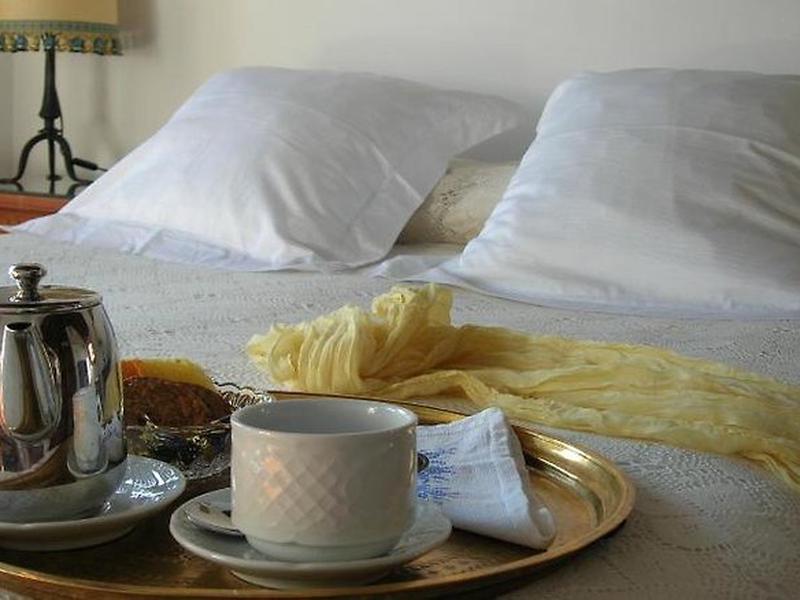 51B8D6525865EA61AC52C70FA57377F8