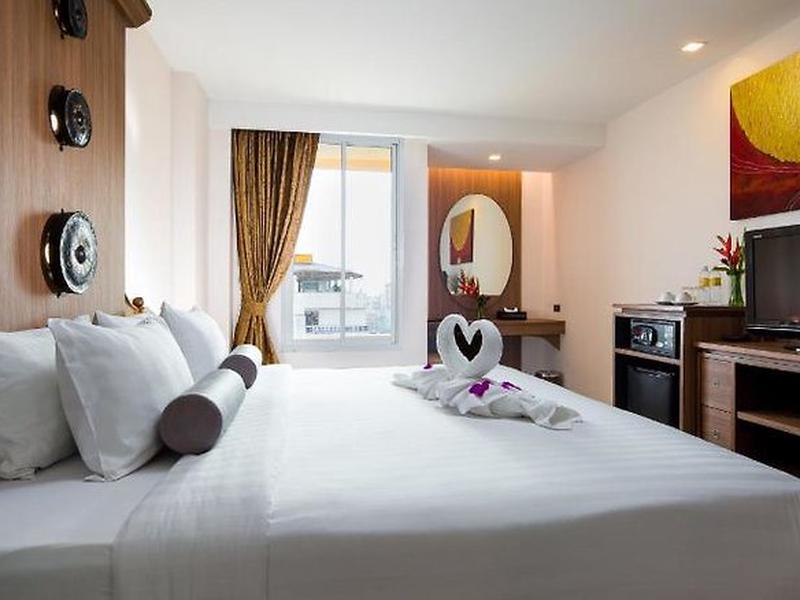 64F7887A4E64FEAFF76882F16913D0E1