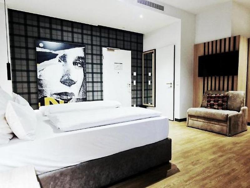 318EFC3366EC396E5E282A5BC5F84E8F