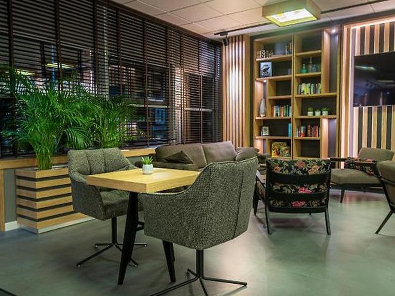 D67DAEBDA655C46874B6505932E43B5C