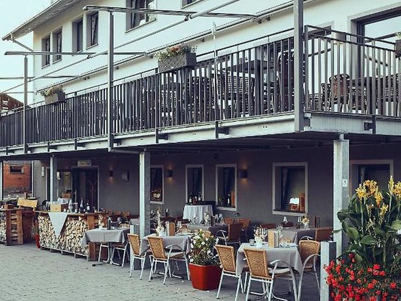 337A16DE22B80FA0BB7EAE41272D1F6D