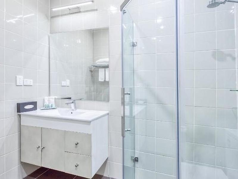 99DC6822ACCB1042BA0A3923F136C831