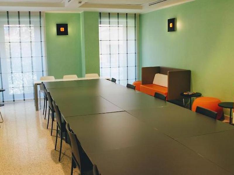 5E59DCF370F270E85D661AFCB53F154D